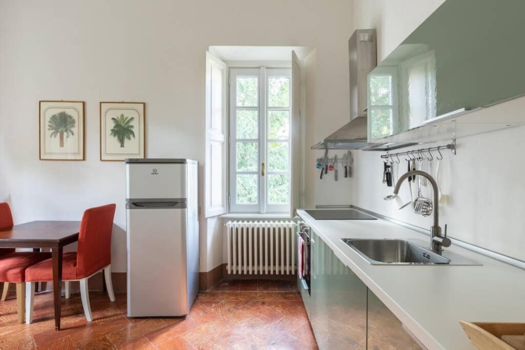 Bilocale Nel Parco Di Villa Erba Cernobbio Eksteriør billede